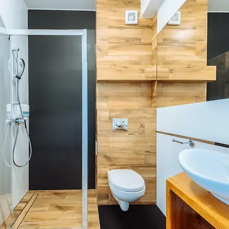 White Marina Ustronie Morskie