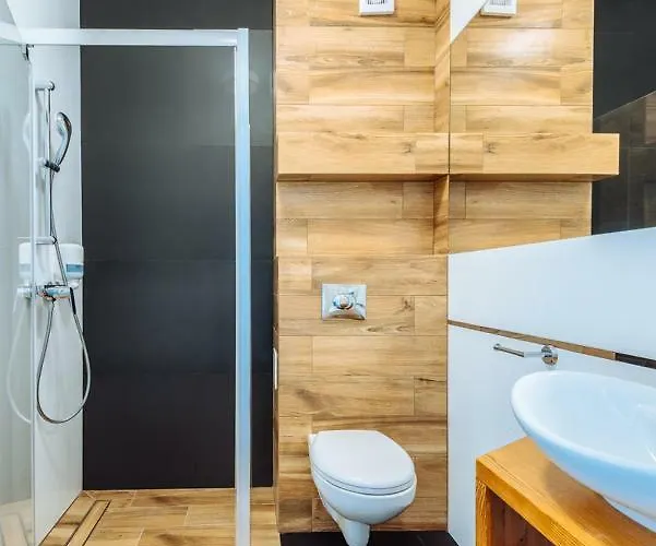 White Marina Ustronie Morskie